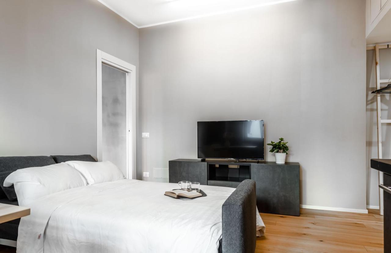 Apartamento Joivy Charming Flat With Desk Milán